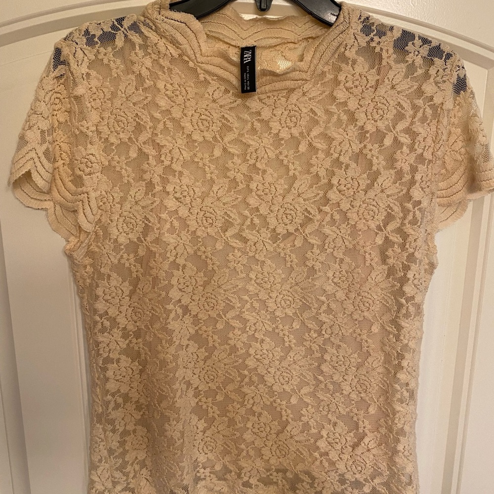 Cream Lace Fitted Elegant Top!! love the turtleneck fitted top!!